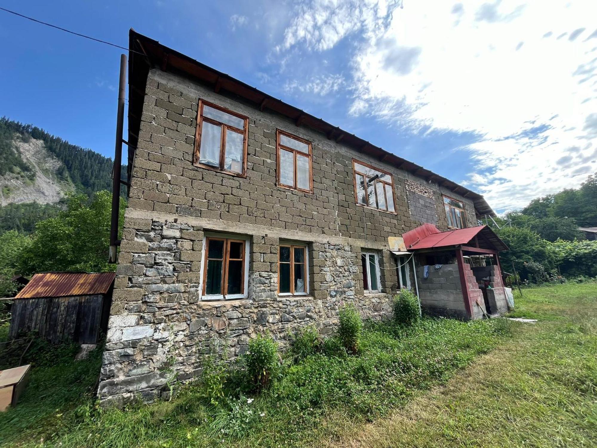 Tsknari Oda Oni Kültér fotó